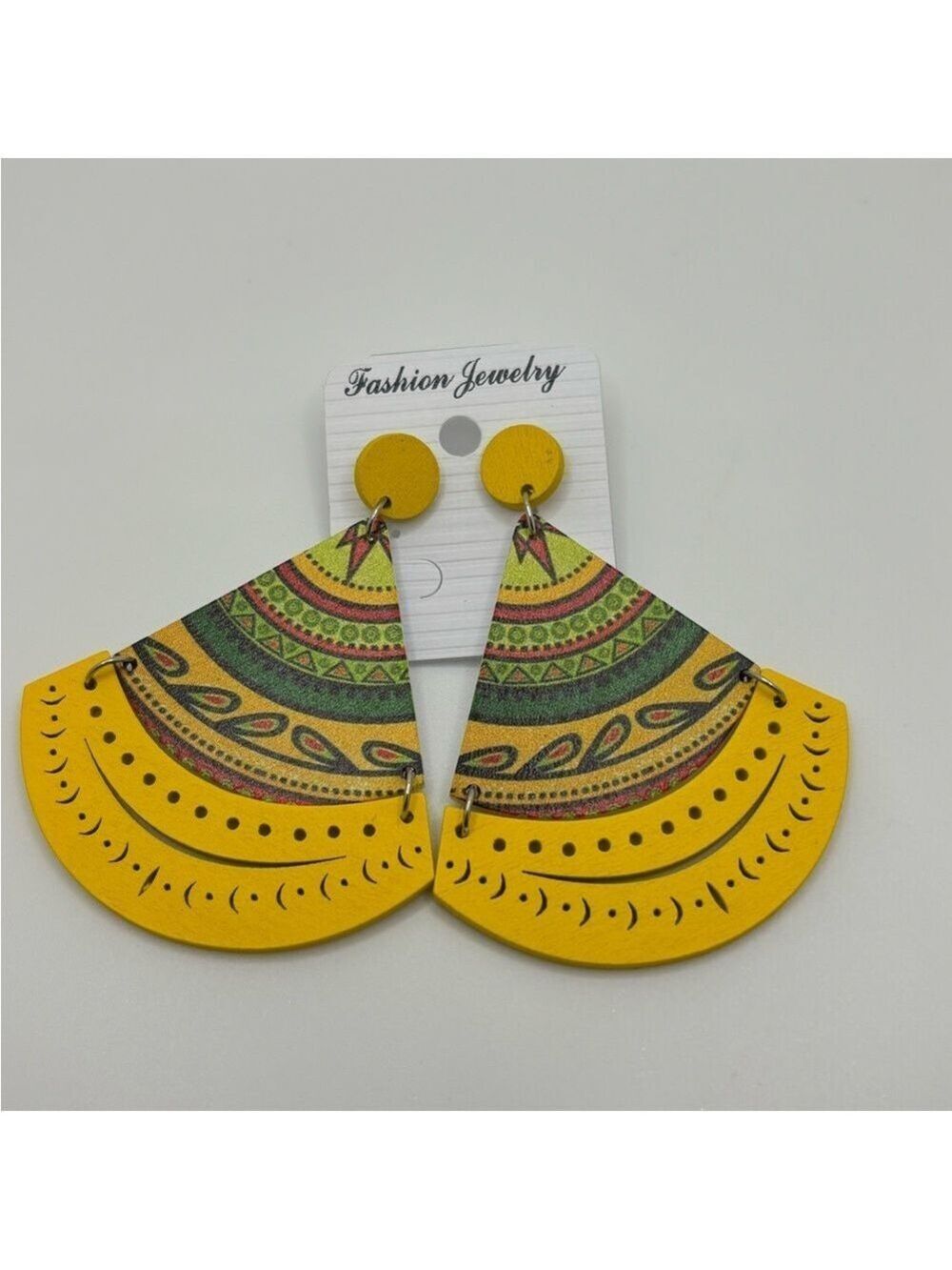 ✨5/$25✨ Yellow Fashion Jewelry Earrings